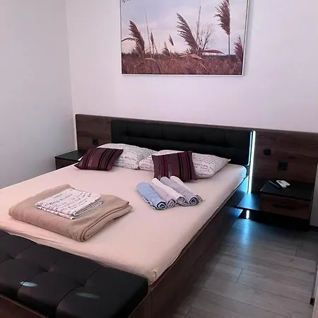 Apartament In Mit Grill - B58643 Privlaka (Zadar)